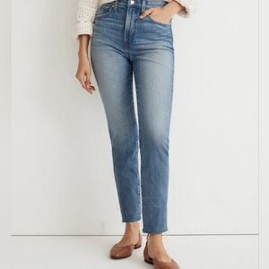 Madewell The Perfect Vintage Jean, Raw Hem, size 34.